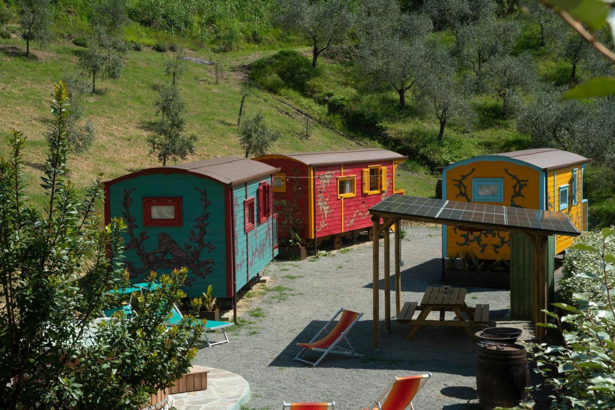 Agriturismo La Rovere - I Carrozzoni Gitani Cossano Belbo Eksteriør bilde